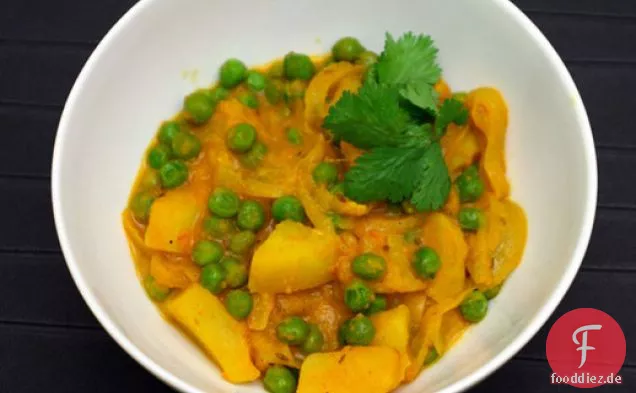 Kartoffel-Erbsen-Curry (Aloo Matar)