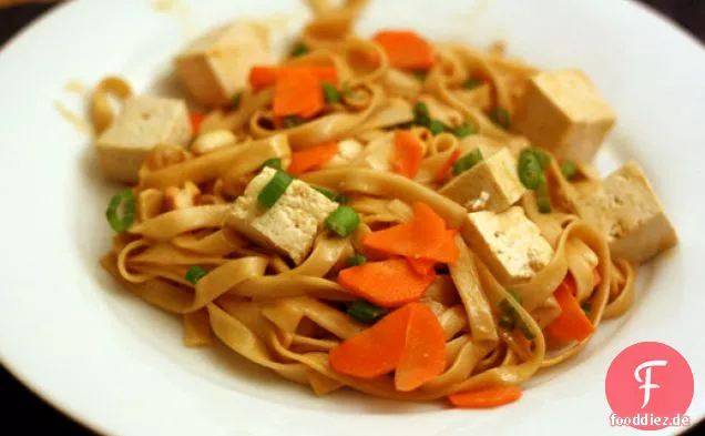 Abendessen heute Abend: Würzige Nudeln mit Tofu (Dou Hua Mian)
