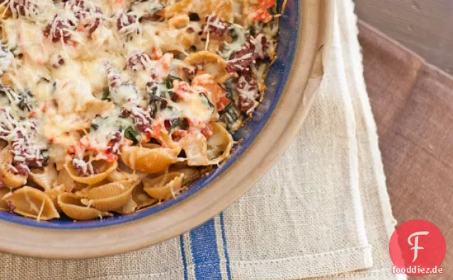 Ziegenkäse und Mangold Nudelauflauf