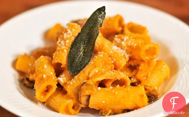Butternut Squash und Salbei Sahnesauce