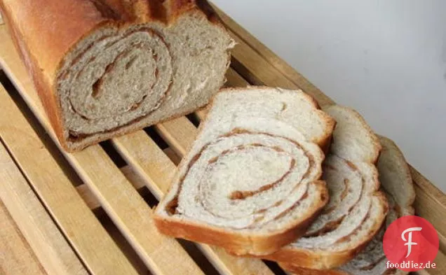 Cinnnamon Getreide Swirl Brot