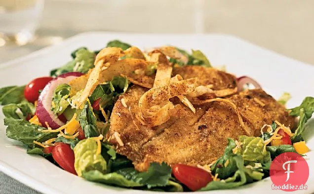 Maismehl-verkrusteter Tilapia-Salat
