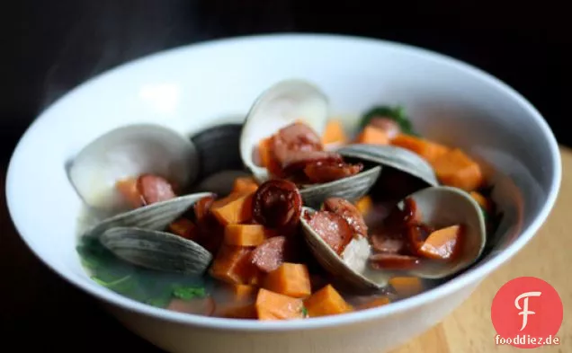 Abendessen heute Abend: Muscheln mit Süßkartoffel Geräucherte Wurst und Brunnenkresse