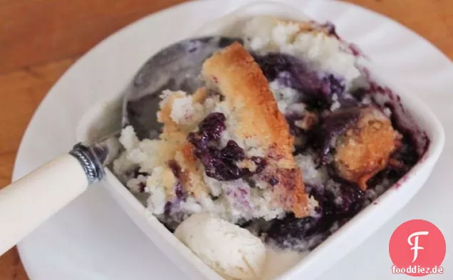 Glutenfreier Blueberry Cobbler im Texas-Stil