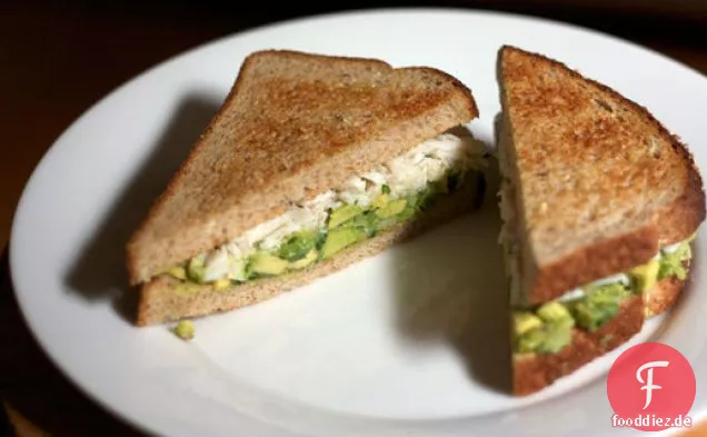 Abendessen heute Abend: Krabben-Avocado-Sandwich