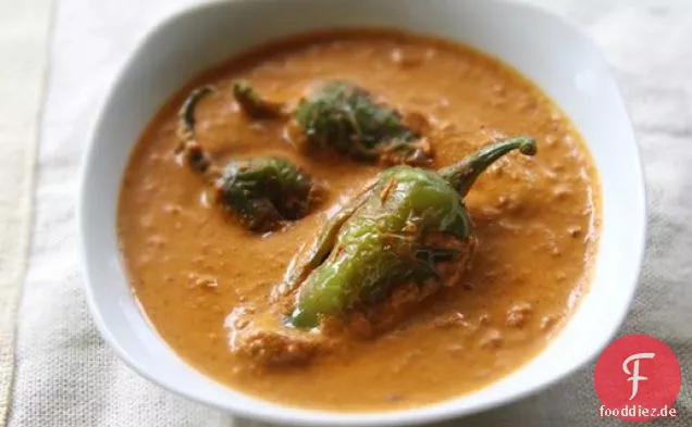 Mirchi Salan (Curry Jalapeño Paprika)