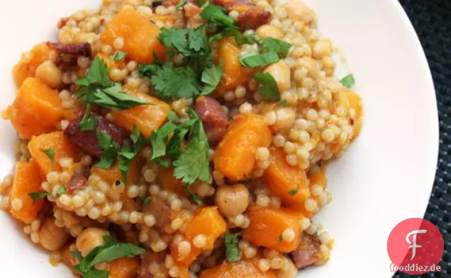 Couscous mit knuspriger Pancetta und Butternut Squash
