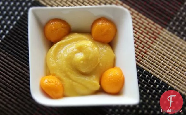 Aamrakhand (Joghurt mit Mangogeschmack)