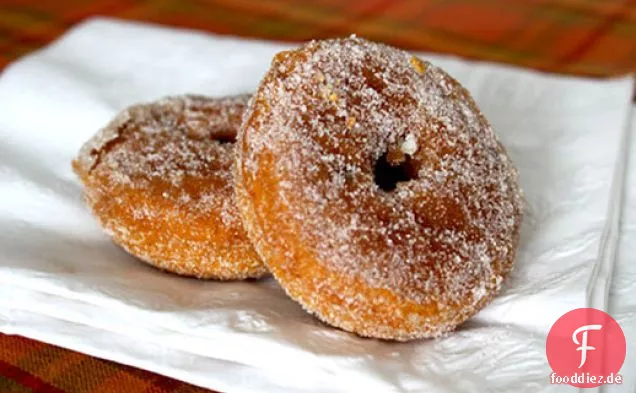 Glutenfreie gebackene Kürbiskrapfen