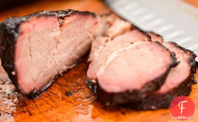 Geräucherte Char Siu Schweineschulter Steaks
