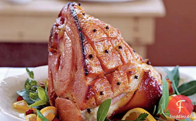 Schinken mit Bourbon-Pfirsich-Glasur