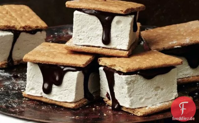 Max und Eli Sussmans S'mores mit Ahorn-Bourbon-Marshmallows