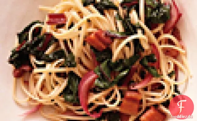 Speck und Mangold-Pasta