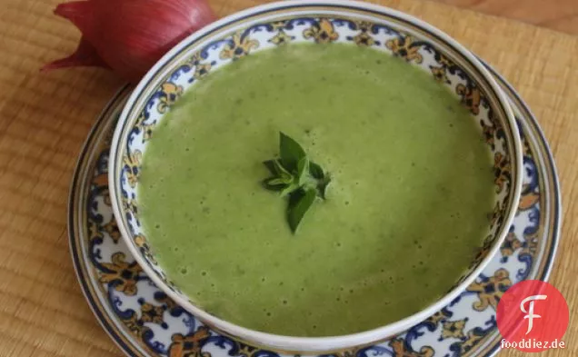 Make-Ahead Erbsensuppe mit Schalotte, Zitrone und Parmesan