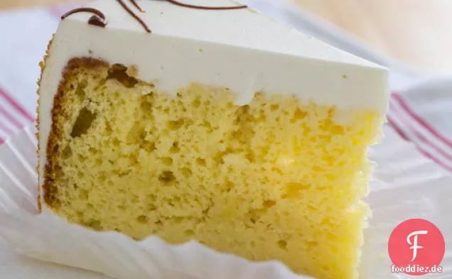 Zarte Zitrus-Sauerrahm-Torte