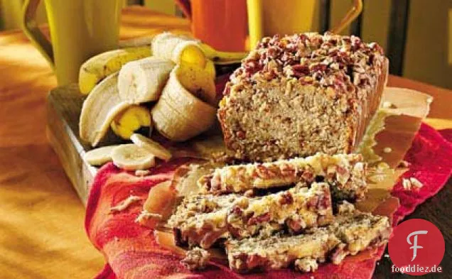 Cinnamon Crisp-garniert mit Frischkäse-Bananen-Nuss-Brot