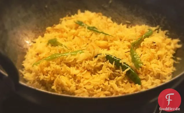 Fodni Bhaat (indischer gebratener Reis)