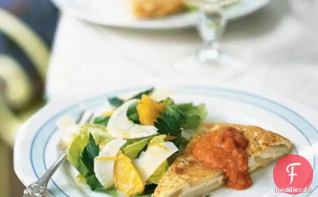 Spanische Tortilla mit Mandel-Romesco -