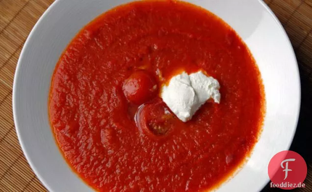 Abendessen heute Abend: Chile-Tomatensuppe mit Kreuzkümmel und Zimt