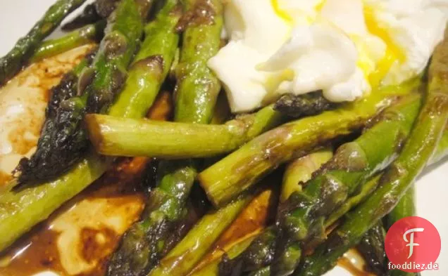 Kochen Sie das Buch: Spargel mit Butter und Soja