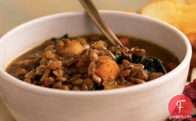 Linsensuppe mit Balsamico-geröstetem Wintergemüse