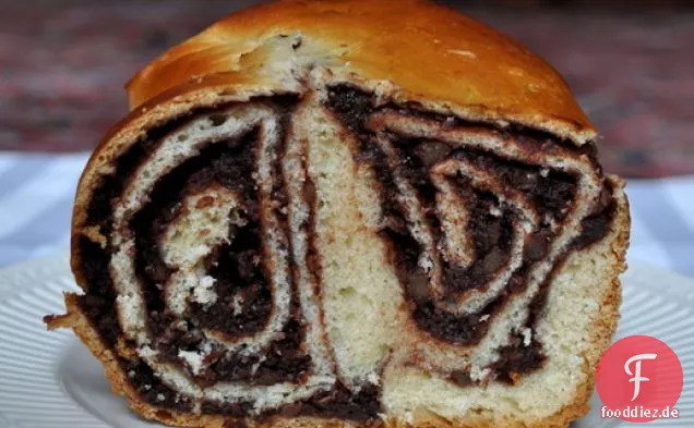 Schokoladen-Walnuss-Povitica