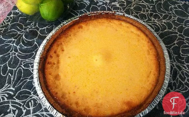 Satsuma Kalk Gingersnap Pie