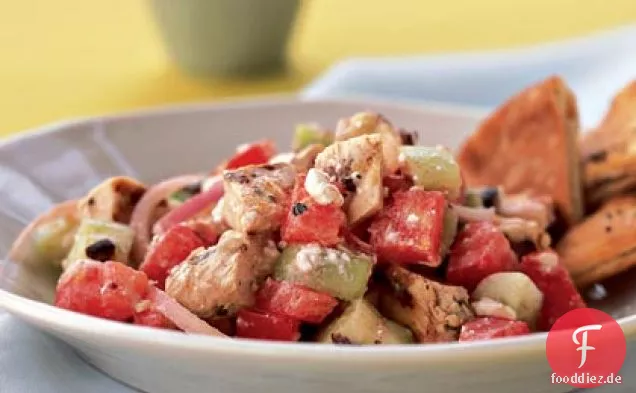 Hühnersouvlaki-Salat