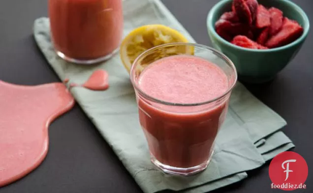 Veganer Erdbeer-Limonade-Smoothie