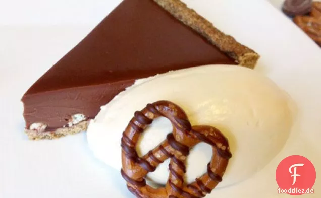 Schokoladen-Brezel-Torte