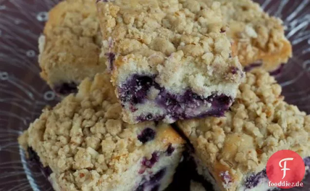 Entenmann ' s Blueberry Crumb Cake
