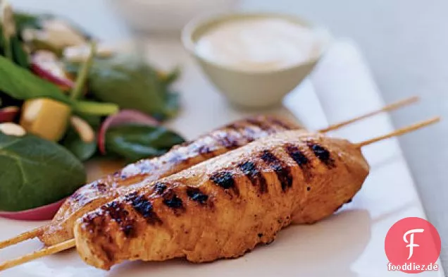 Joghurt-und-Gewürz gegrillte Hähnchenspieße