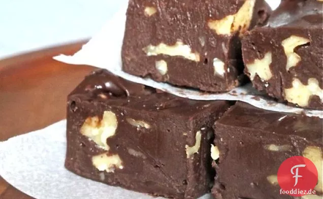 Super-Einfache Schokolade Walnuss Fudge