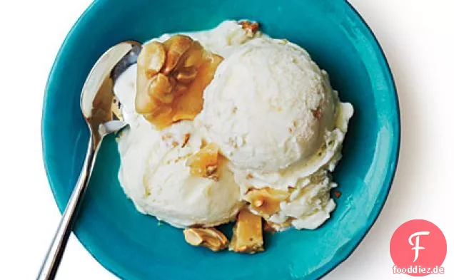 Spritziges Eis mit Cashew Spröde