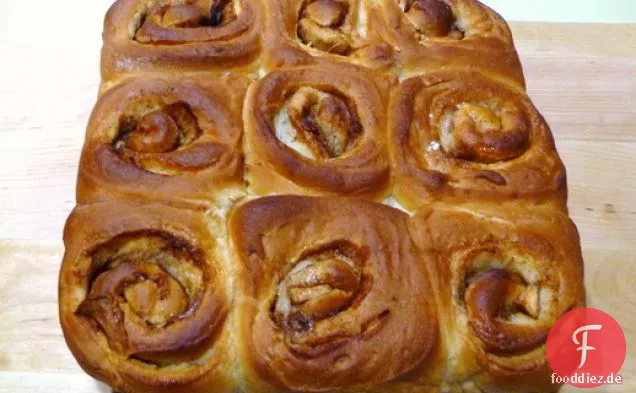 Brotbacken: Zimt Apfel Süße Brötchen