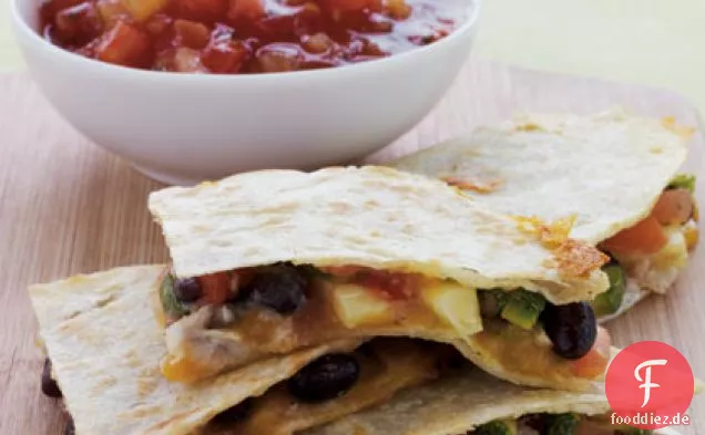 Schwarze Bohnen & Zucchini Quesadillas
