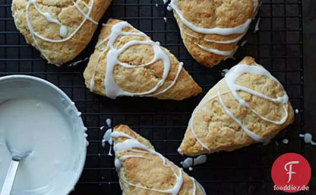 Glasierte Zitronen-Ingwer-Scones