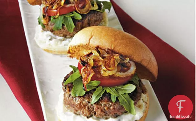 Karamellisierte Zwiebel-Blauschimmelkäse-Mini-Burger