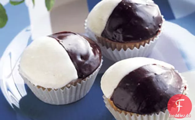 Schwarz-Weiß-Cupcakes
