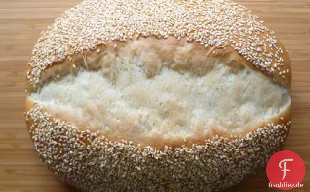 Brotbacken: Schnelles und langsames Sesamweißbrot