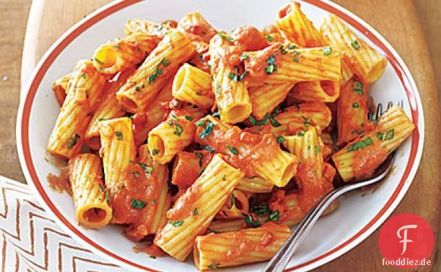 Rigatoni in Cremiger Tomatensauce