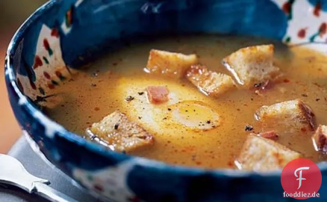 Sopa de Ajo Castellana (kastilische Knoblauchsuppe)