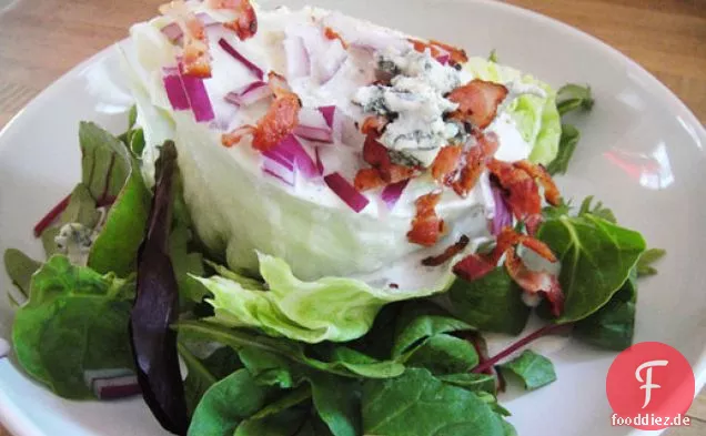 Kochen Sie das Buch: Klassischer Keilsalat