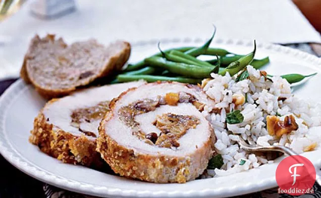 Obst und Walnuss-gefüllte Schweinelende