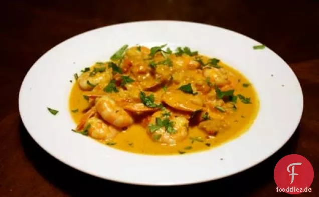 Abendessen heute Abend: Anfänger Mandel-Garnelen-Curry mit Tomaten