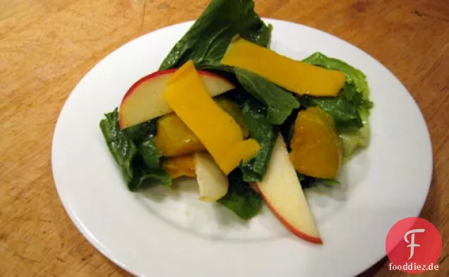 Abendessen heute Abend: Escarole-Salat mit Kürbis und Cheddar