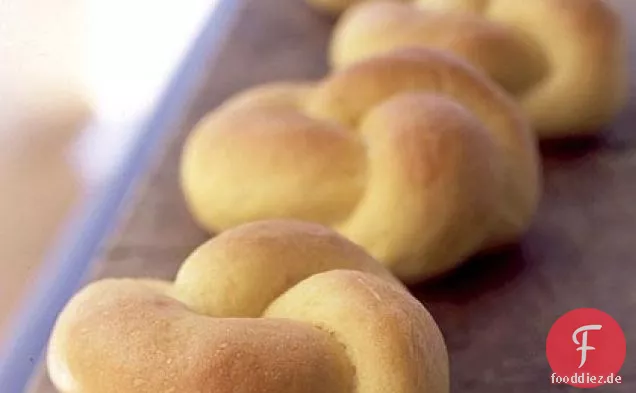 Buttered Süßkartoffel-Knoten-Brötchen