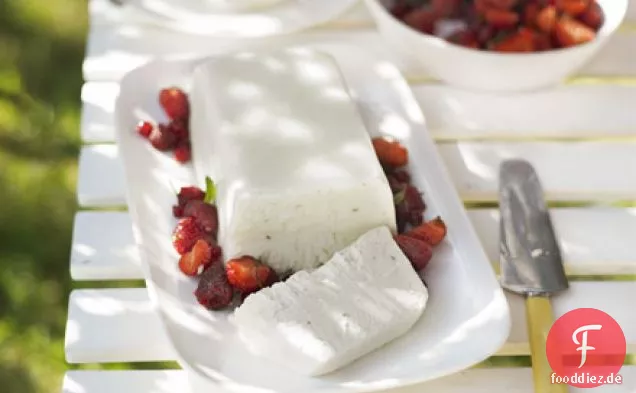 Iced Coconut & Lime Slice mit Sommerfrucht