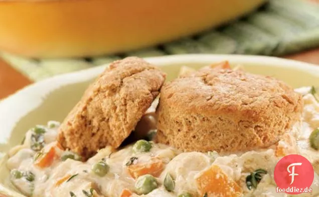 Chicken Pot Pie mit Buttermilchkeksen