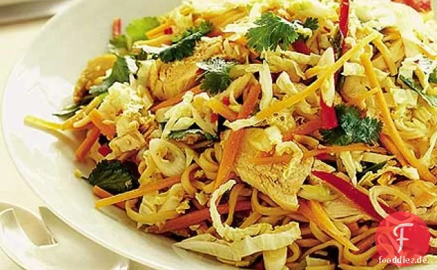 Warmer Thai Chicken & Noodle Salat